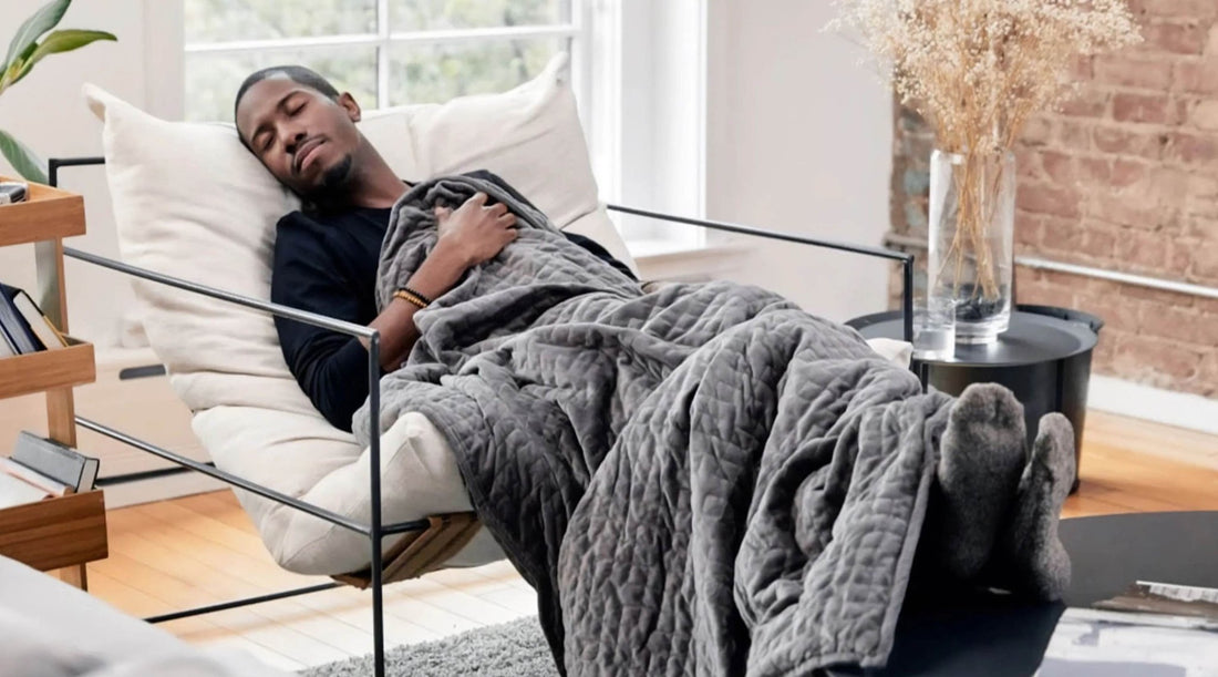The top 5 Health Benefits of Using a Weighted Blanket - Serenevi